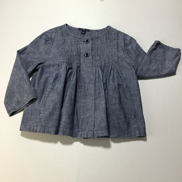 GAP Chambray Blue Cotton Pleated Woman’s Top - Picture 3 of 13